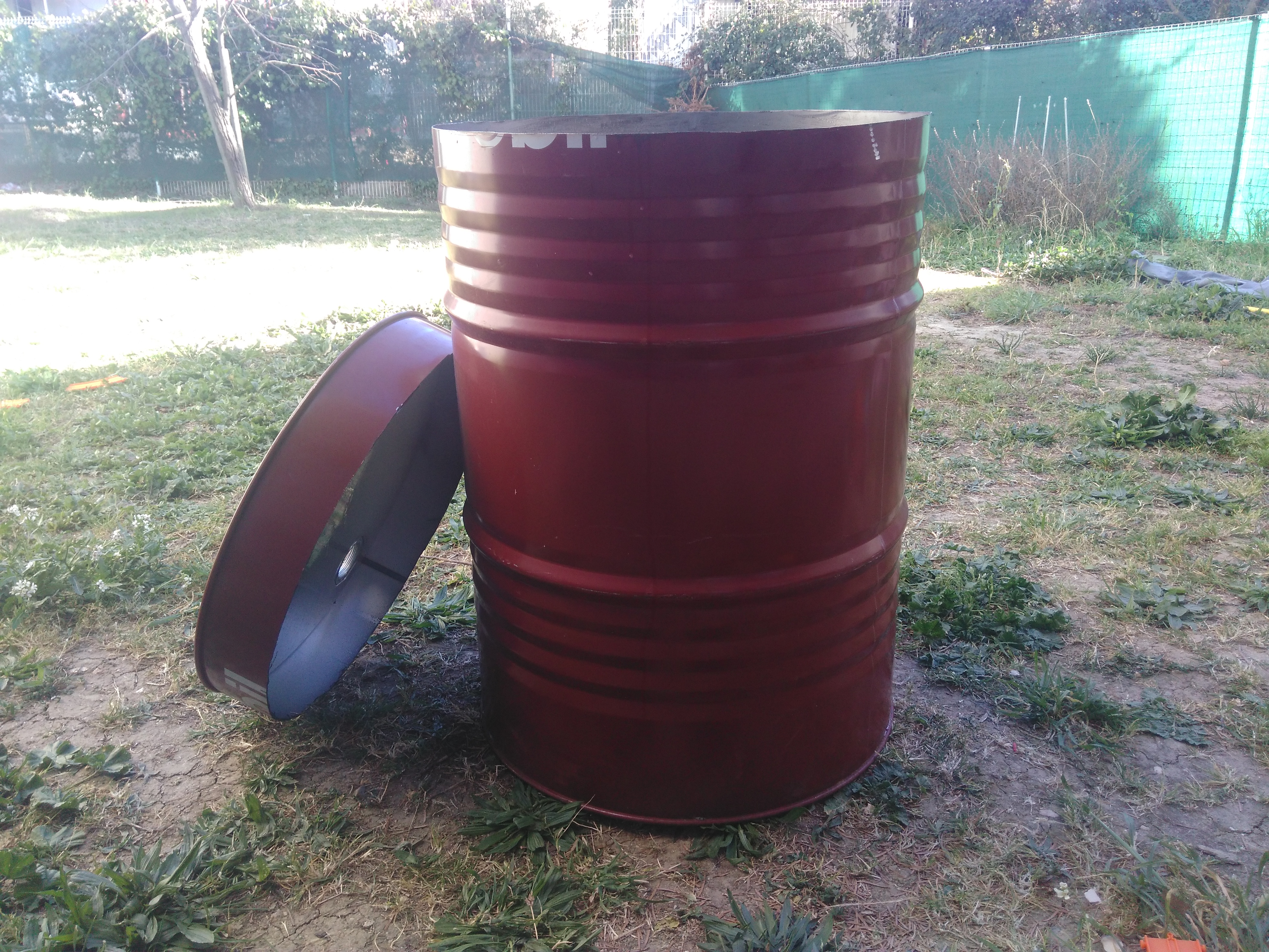 Featured image of post DIY : Transformer un bidon en four à bois Ep.1